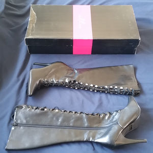 ELLIE VICTORIA 5" Heel Lace Up Knee Boot w/box